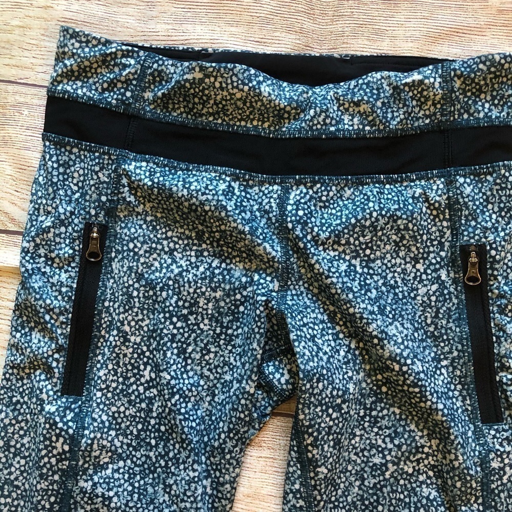 Lululemon Inspire Tight II - Pebble Print - Picture 3 of 10